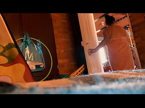 ❤️ My oom volg my in die stort, hy naai my terwyl ek stort. ❤ Fok by ons ️❤